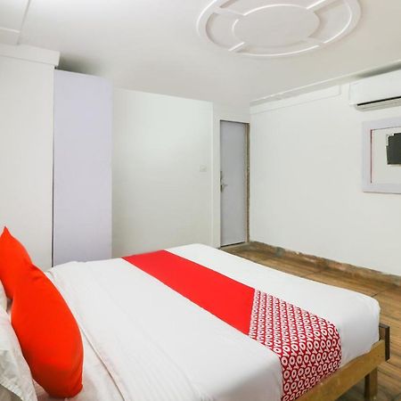 Oyo 66888 Gomti Resorts Alīgarh Eksteriør billede