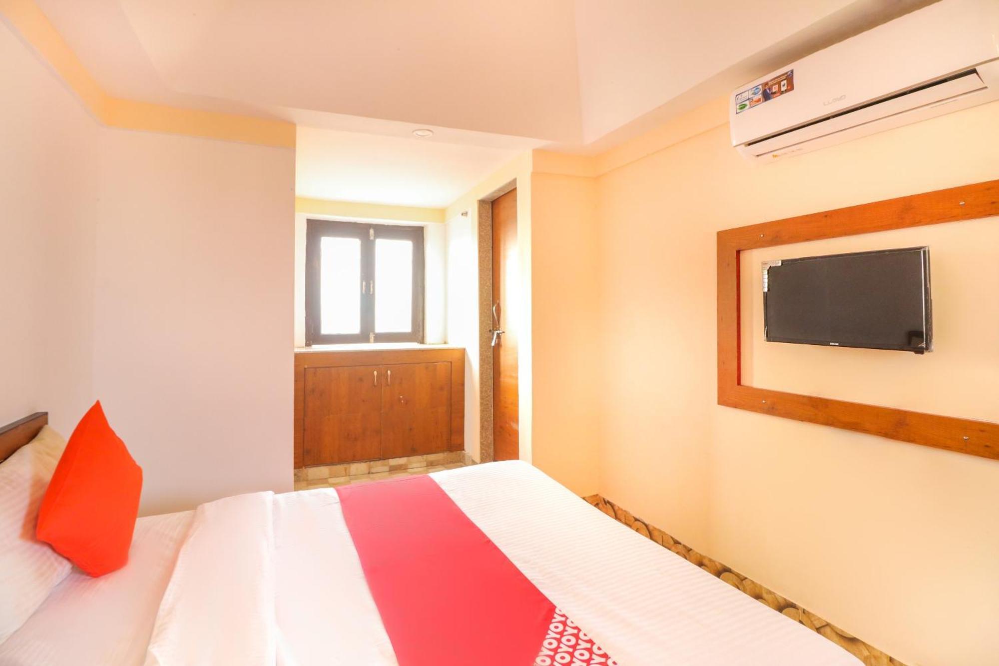 Oyo 66888 Gomti Resorts Alīgarh Eksteriør billede